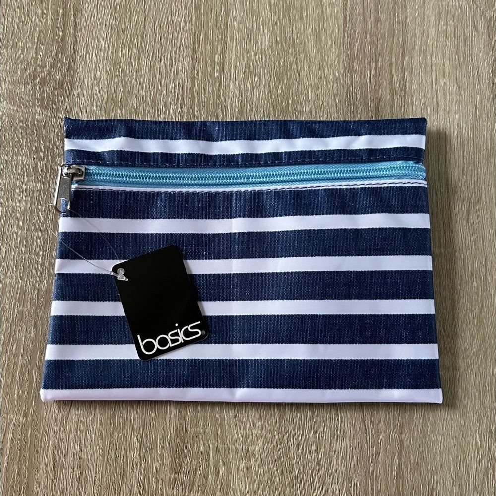 NWT … BASICS Cosmetic / Makeup Bag